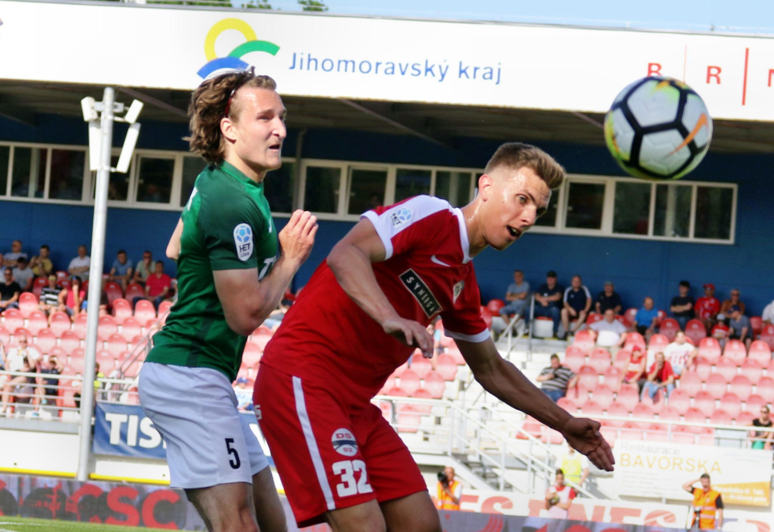 Zbrojovka prohrála s Jabloncem a na nesestupové příčky ztrácí šest bodů