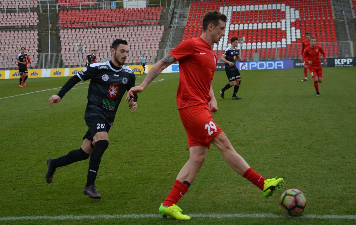 Junioři po dvougólové výhře nad Hradcem dále stíhají čelo tabulky