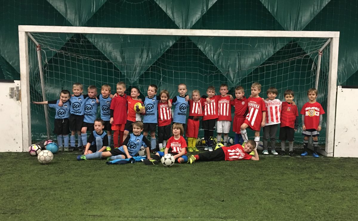FOTO: Nejmladší Zbrojováci mají za sebou první přípravné utkání