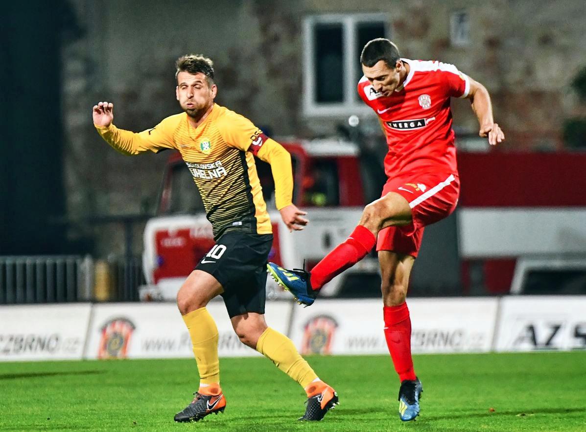 VIDEO: Takové zápasy musíme zvládat, mrzelo Sedláka po další remíze