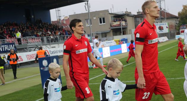 Měl jsem raději zůstat na hřišti, vzpomíná Malík na pomalu se vlekoucí závěr utkání s Plzní