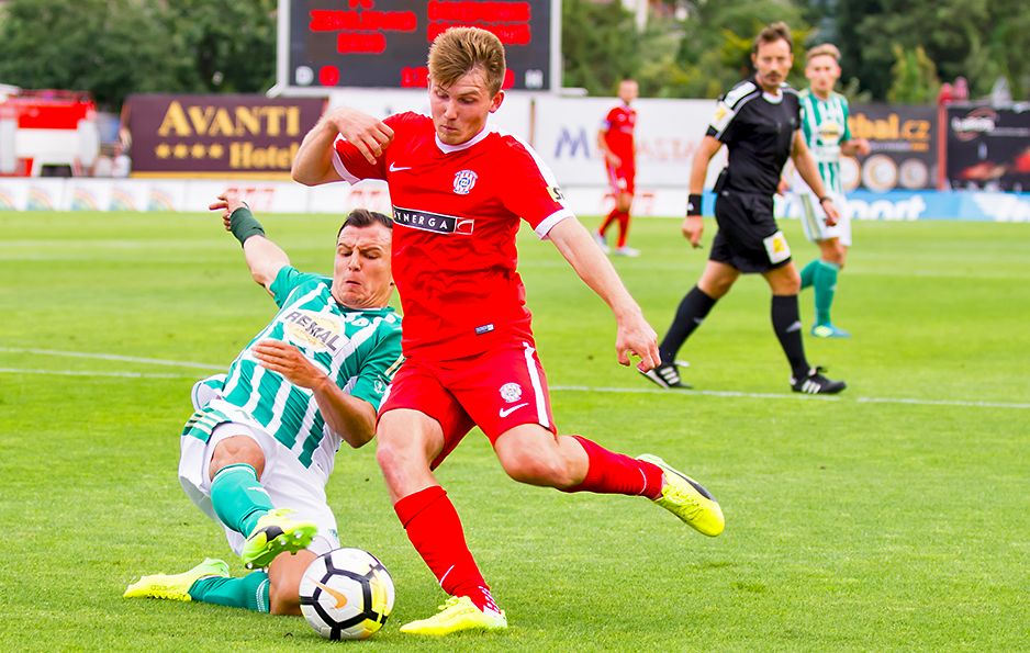 Lutonský před Slováckem: Trenér se nás snaží pozitivně namotivovat