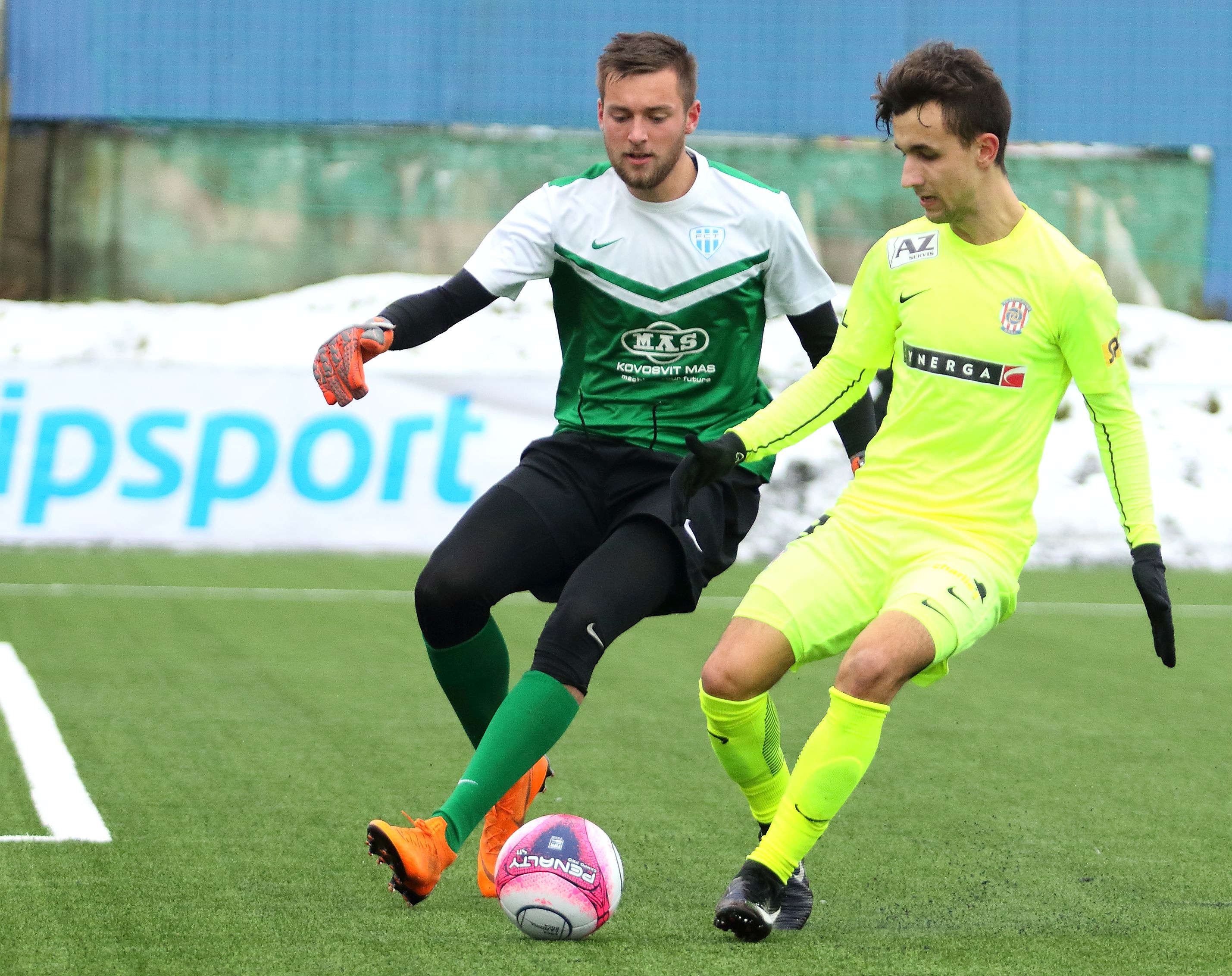 Miroslav Kroutil podepsal s klubem profesionální smlouvu